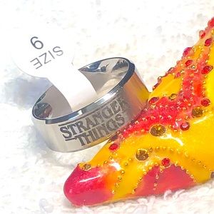 🚴🏻‍♀️STRANGER THINGS-Mens -silver brushed metal ring etched